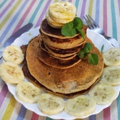 A picture of Oats Banana Pancakes.