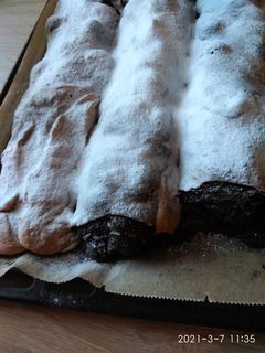 Meggyes-mákos húzott rétes recept fotója