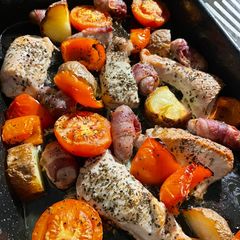 A picture of Turkey, Sage & Pigs in Blanket Traybake.