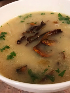 黑麦粉·牛肝菌·洋葱浓汤(先烤 ·后速煮 ·无油烟) 的食譜成品照片