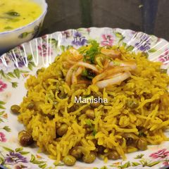 A picture of Maharashtrian Style Fresh Green Pigeon Peas Pulav (तुरीचा भात).