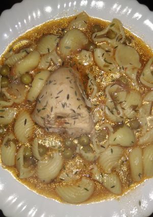 صورة لوصفة مقارون بالجلبانة (البازلاء)