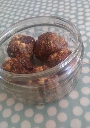A picture of Energy balls.