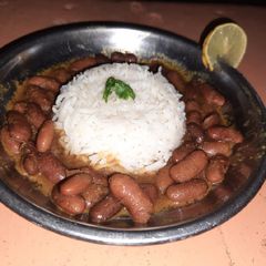 A picture of Rajma & rice.