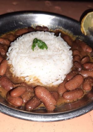 A picture of Rajma & rice.