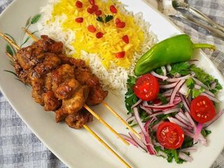 جوجه تابهای با سس ماست ورب انار