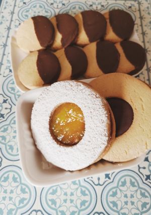 Foto di Occhi di bue e biscotti da tè