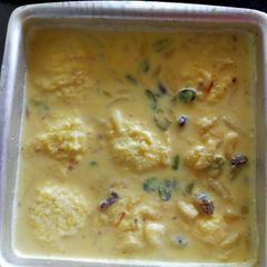 A picture of Ras Malai.
