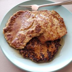GF/DF pancakes A picture of GF/DF pancakes.