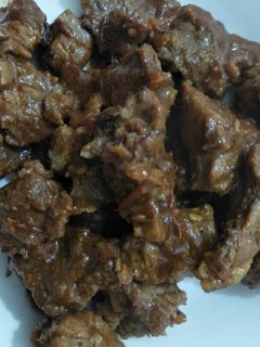 A picture of Wet fried beef.