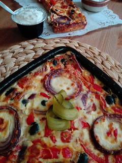 Una foto de Quiche griego sin masa