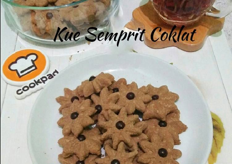 Kue Semprit Coklat