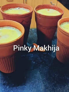 बादाम मिल्क(badam milk recipe in hindi) रेसिपी मुख्य फोटो