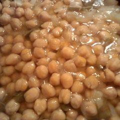 Garbanzo Beans A picture of Garbanzo Beans.