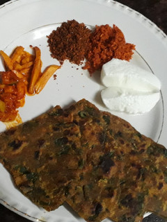 A picture of Multigrain Spinach Paratha.