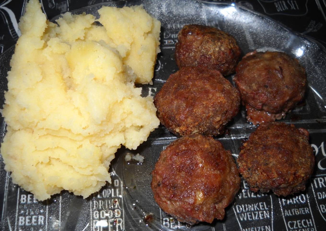 Albóndigas (pulpetas - bolas de carne picada)