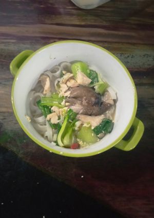 Foto resep Kwetiau ayam jamur