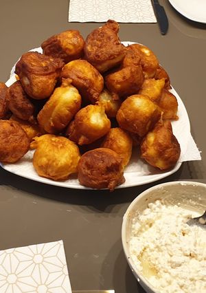 Une photo de Uštipci (Spécialité croate)
