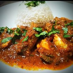 A picture of Goan fish Curry.