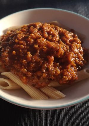 Una foto de Boloñesa vegana de zanahoria