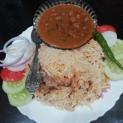 A picture of Kidney beans and rice.