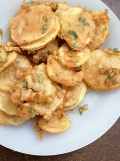 A picture of Yummiest crispy bajia.