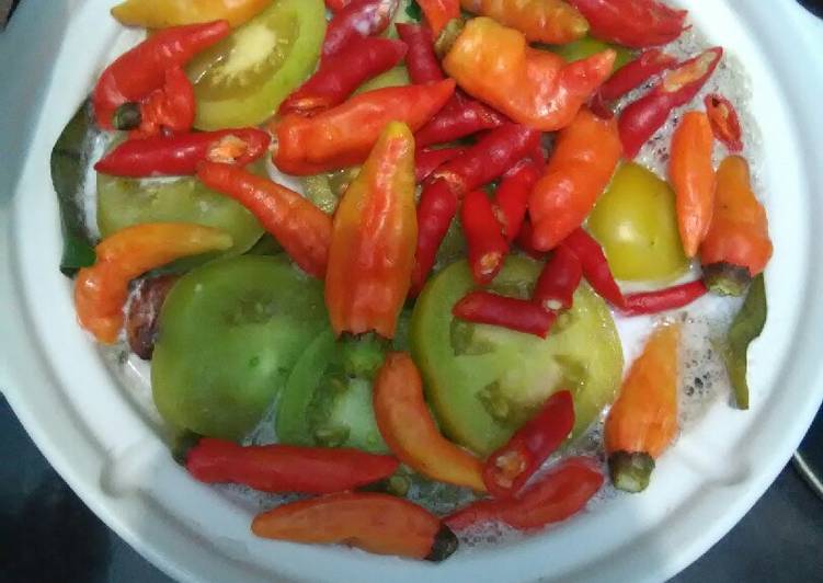 Ayam Garang asem slow cooker