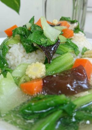 五彩雞肉燴飯 的食譜成品照片
