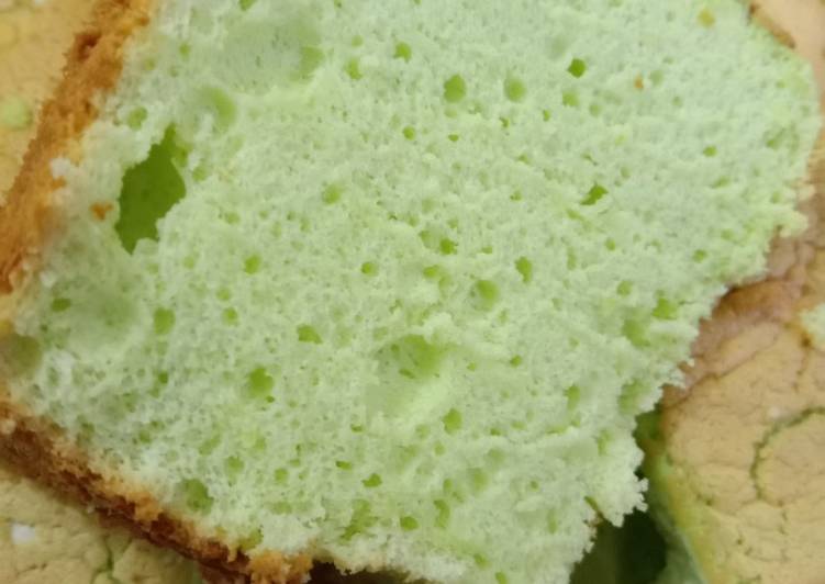 Chiffon cake pandan