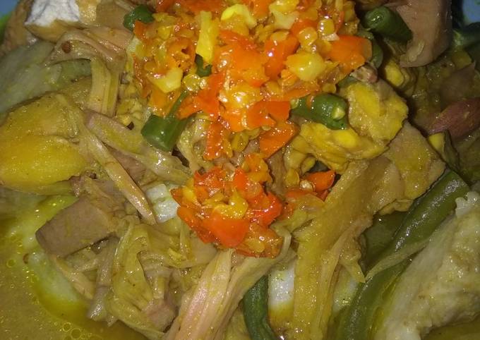 Sayur Lodeh Tewel (Nangka Muda)