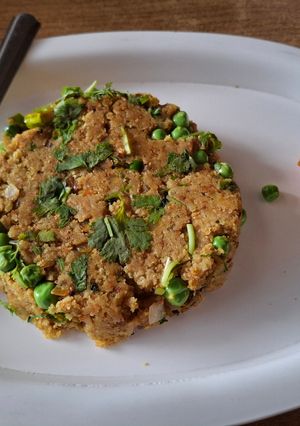 A picture of Multigrain bread upma.