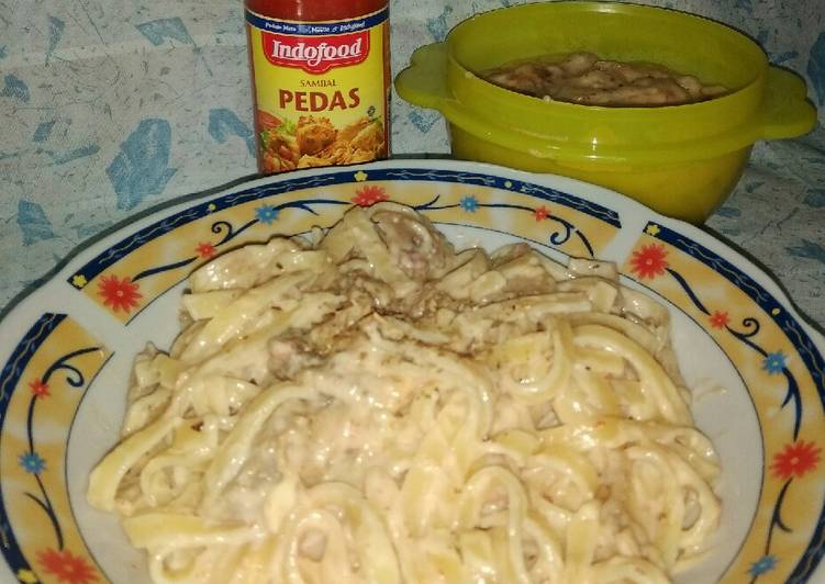 Fettuccine saus carbonara ala ikiz