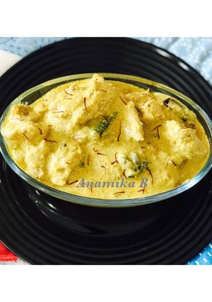A picture of Nawabi Badami Gosht (Mutton in the Cashews-Almonds Gravy).