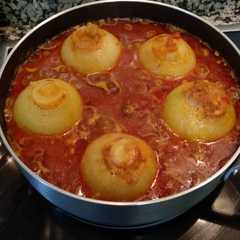 Una foto de Cebollas rellenas atún