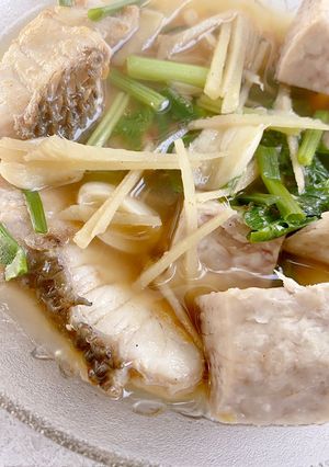 รูปของ ปลาเก๋าต้มเผือก 🐟 / Grouper with taro soup 🐟