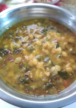 A picture of Palak wali daal.