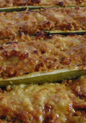 Töltött cukkini recept fotója