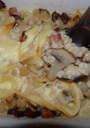 Une photo de Gratin de crozets façon tartiflette