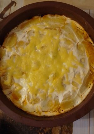 Sajtos rakott burgonya recept fotója