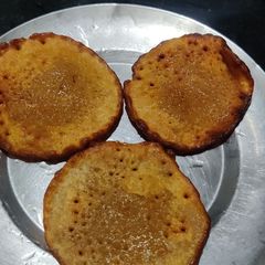 A picture of Gujarati Malpua.