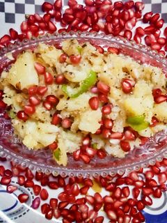 व्रत वाले आलू (vrat wale aloo recipe in Hindi) रेसिपी मुख्य फोटो
