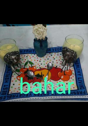 عکسی از دستور اسموتی طالبی بستنی👧🍨
