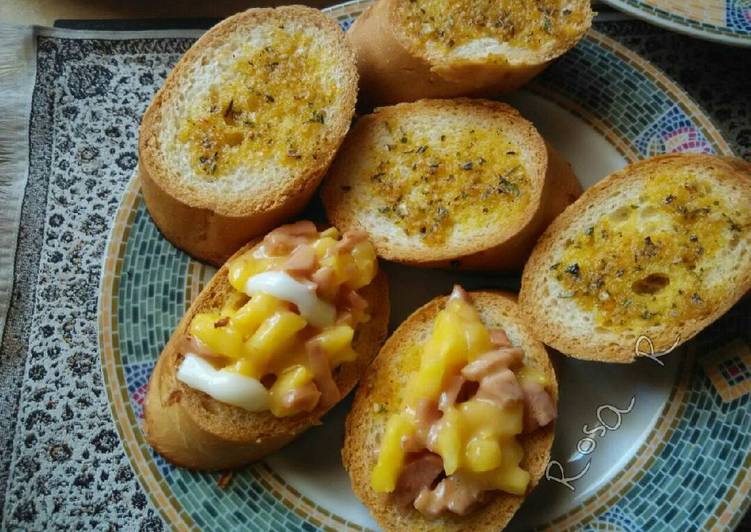 Beef Bruschetta & Garlic Bread