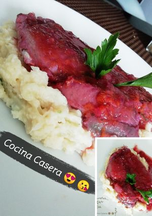 Una foto de Filete de Tilapia en salsa de ciruelas