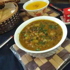 A picture of Potato-Red Chori Beans (Cowpeas) Sabji.
