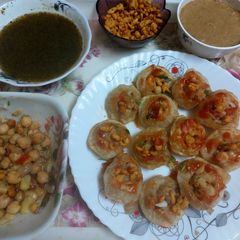 A picture of Gol gappay 😋👍.