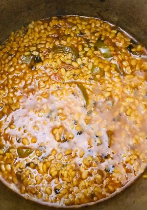 A picture of Dal mash.