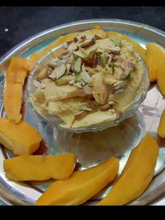 मैंगो श्रीखंड(Mango shrikhand recipe in Hindi) रेसिपी मुख्य फोटो