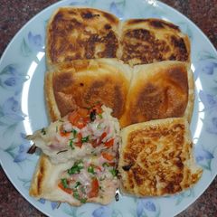 A picture of Easy pav sandwich recipe || इसि पाव सँडविच रेसिपी || quick break.