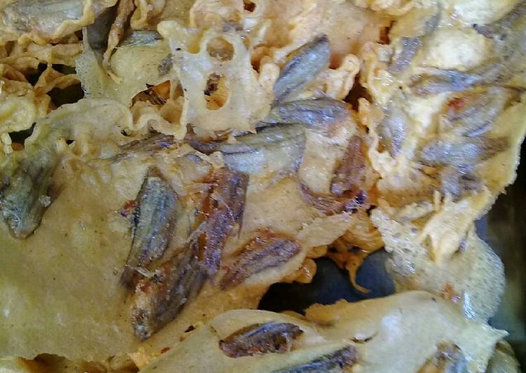 Rahasia Membuat Peyek Seluang Yang Renyah